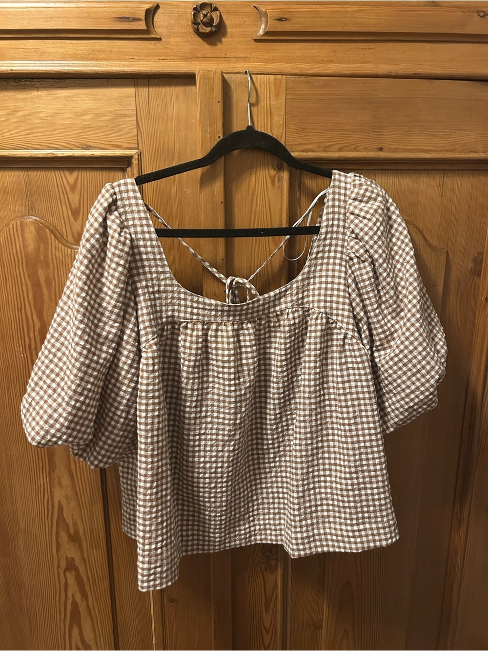 Things Between Gingham Puff-Sleeve Peasant Blouse in Brown